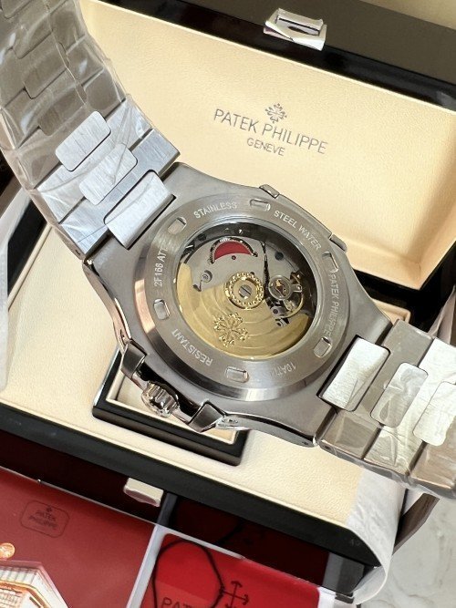 PATEK PHILIPPE AUTOMATIC CALENDAR EDITION PRIMIUM WATCH - View 4