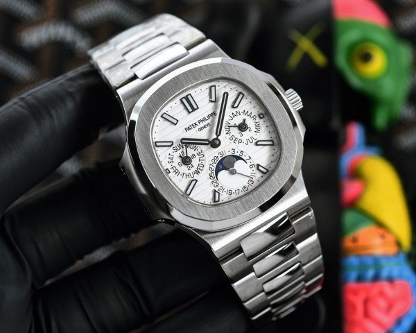PATEK PHILIPPE AUTOMATIC CALENDAR EDITION PRIMIUM WATCH - View 2