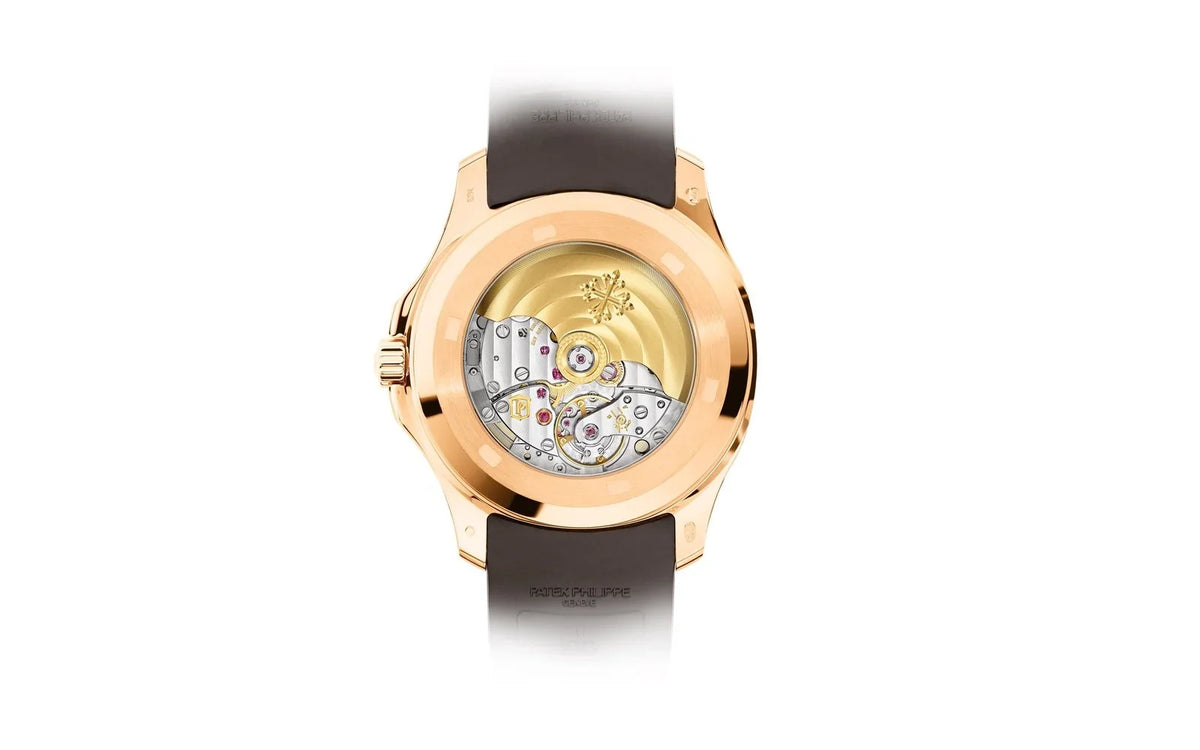 PATEK PHILIPPE AQUANAUT (GOLD GREEN) - View 3