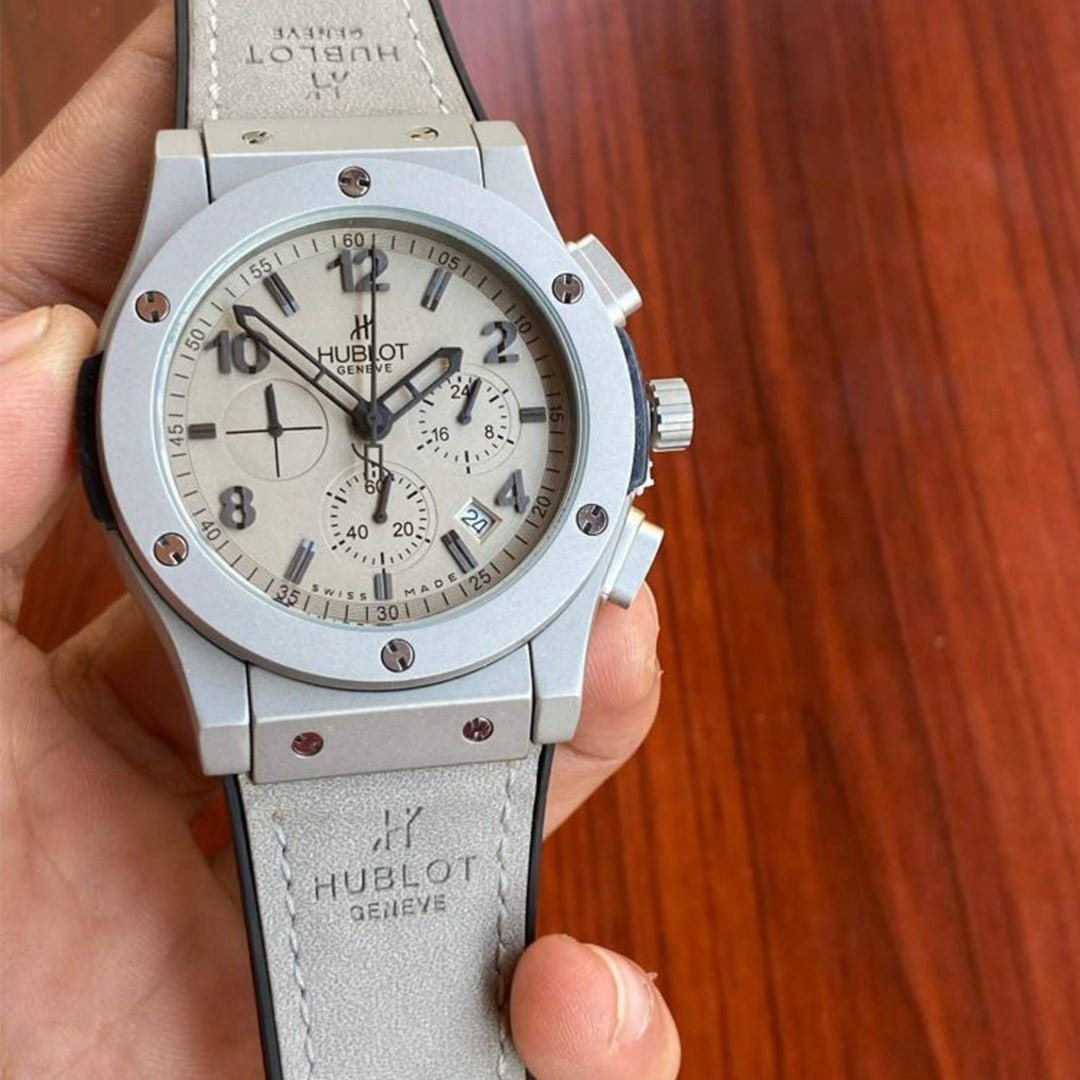 Hublot Grey Leather Belt Watch C - View 2
