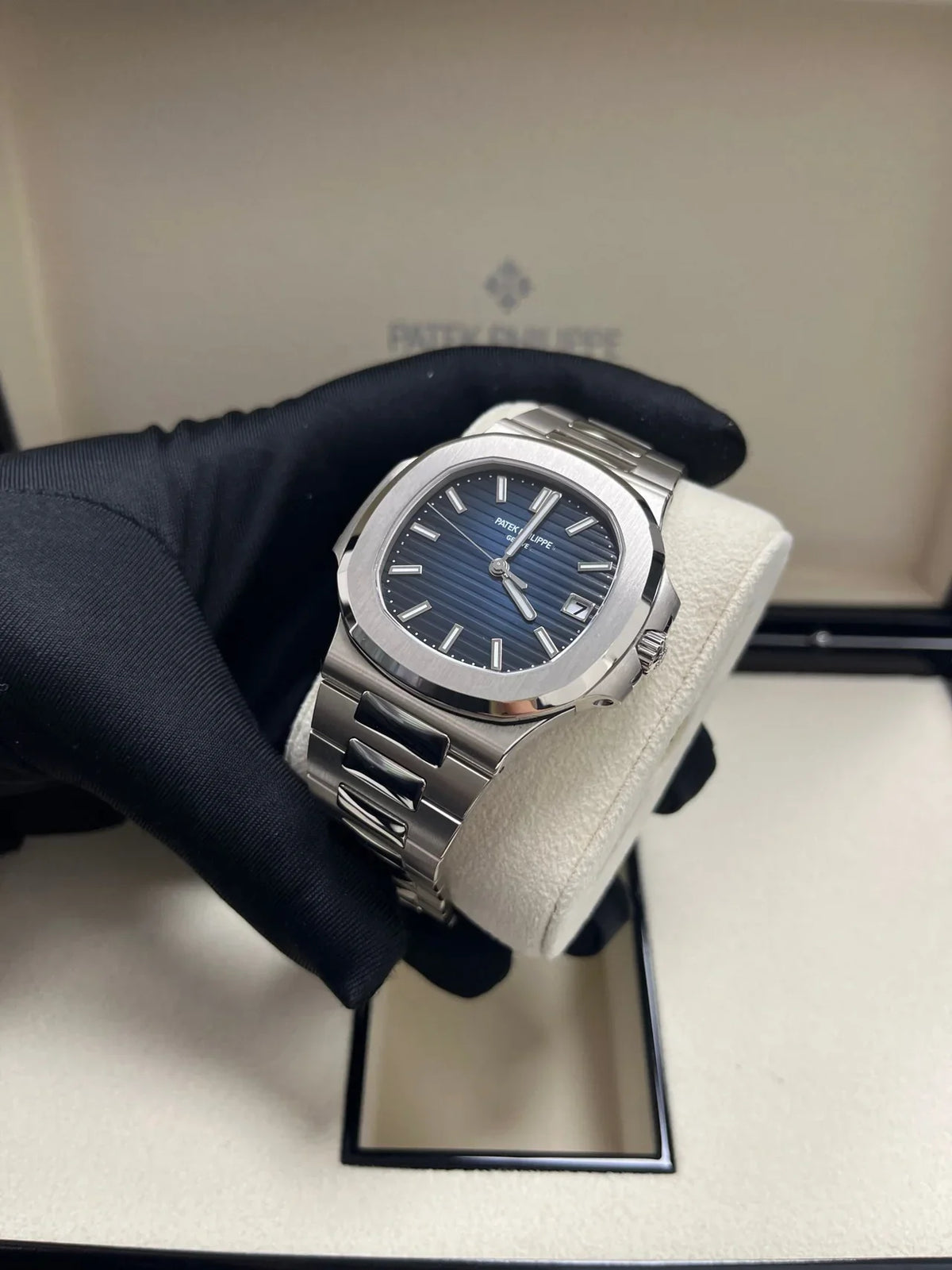 PATEK PHILIPPE AUTOMATIC SHAHRUKH KHAN WATCH - View 5
