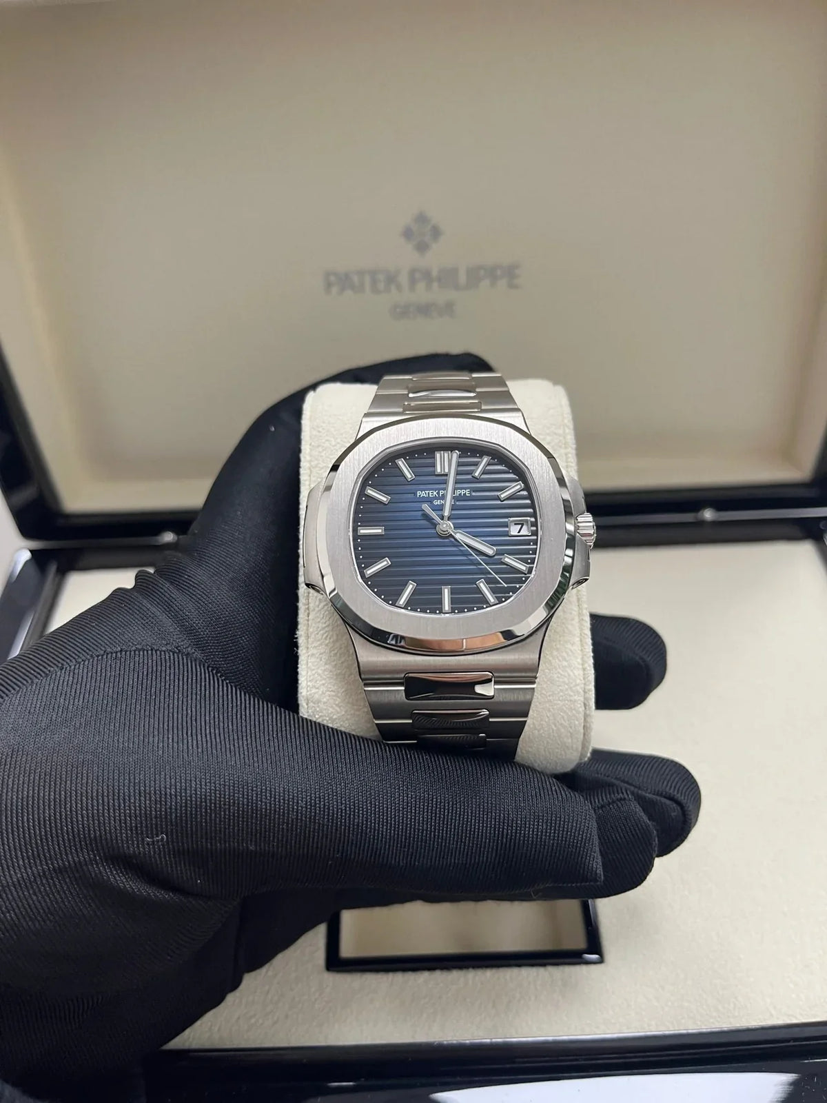 PATEK PHILIPPE AUTOMATIC SHAHRUKH KHAN WATCH - View 4