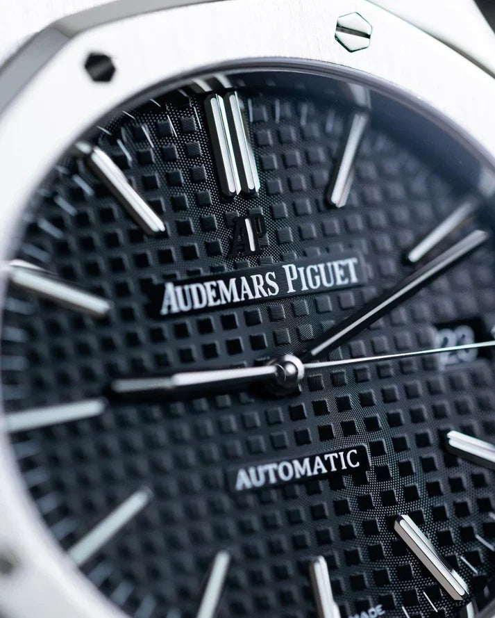 Audemars Piguet AP Royal Oak Silver Black Metal - View 5