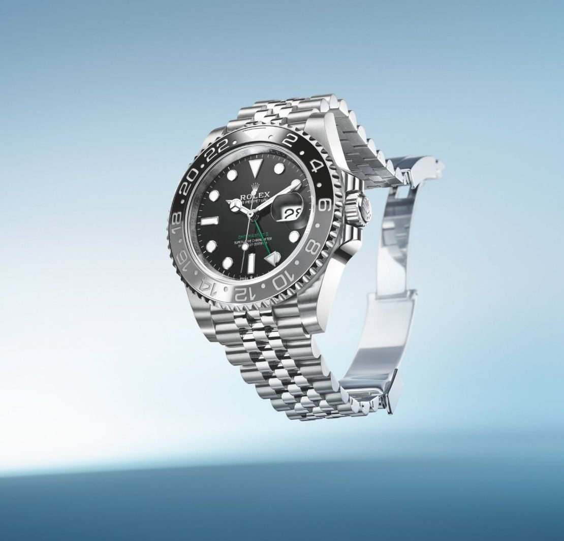 GMT-Master II black dial date Jubilee bracelet - View 3